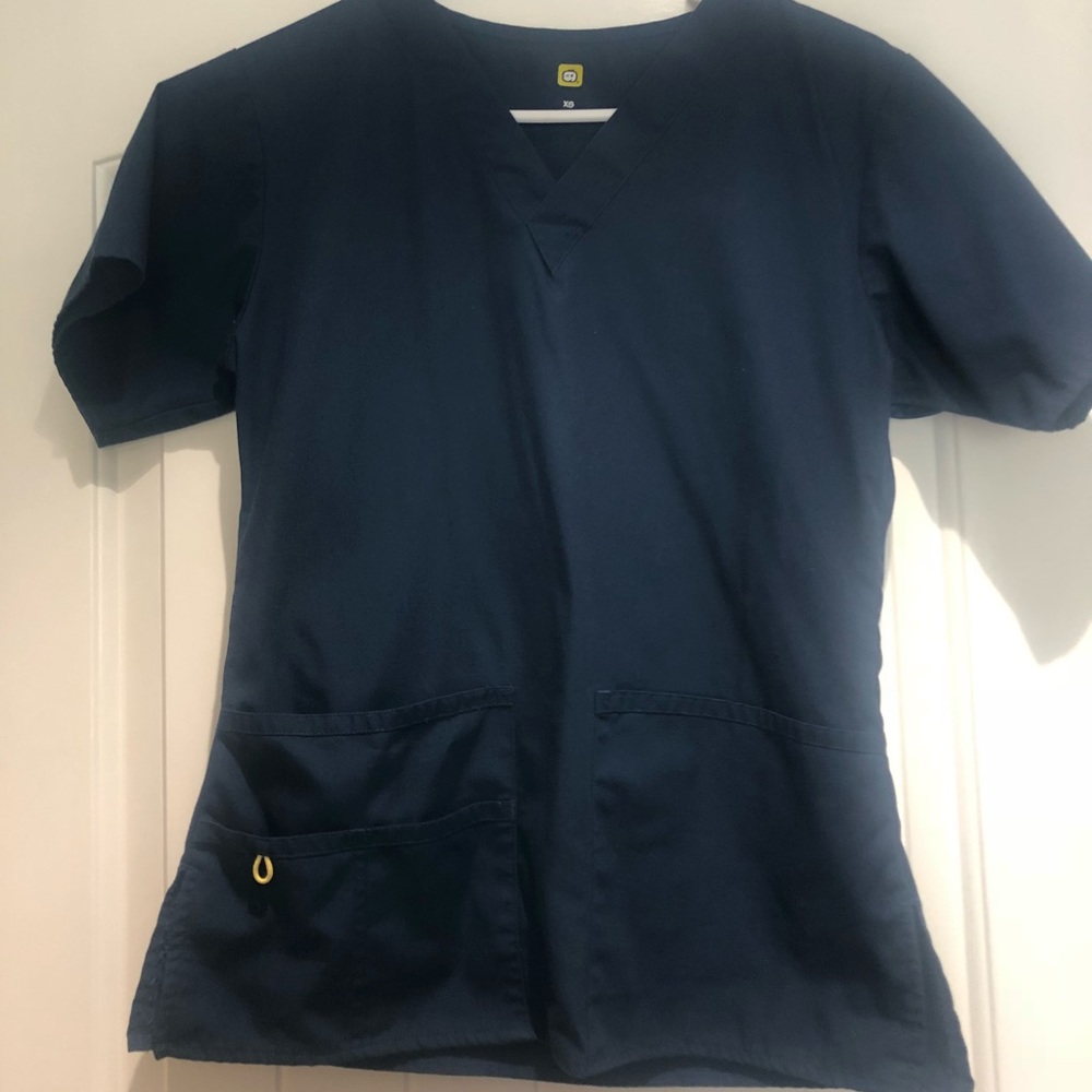 WonderWink scrub set